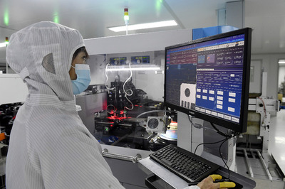 創(chuàng)新驅(qū)動(dòng)未來 新一代信息技術(shù)產(chǎn)業(yè)釋放澎湃動(dòng)力，軟件與信息技術(shù)服務(wù)業(yè)引領(lǐng)新增長(zhǎng)